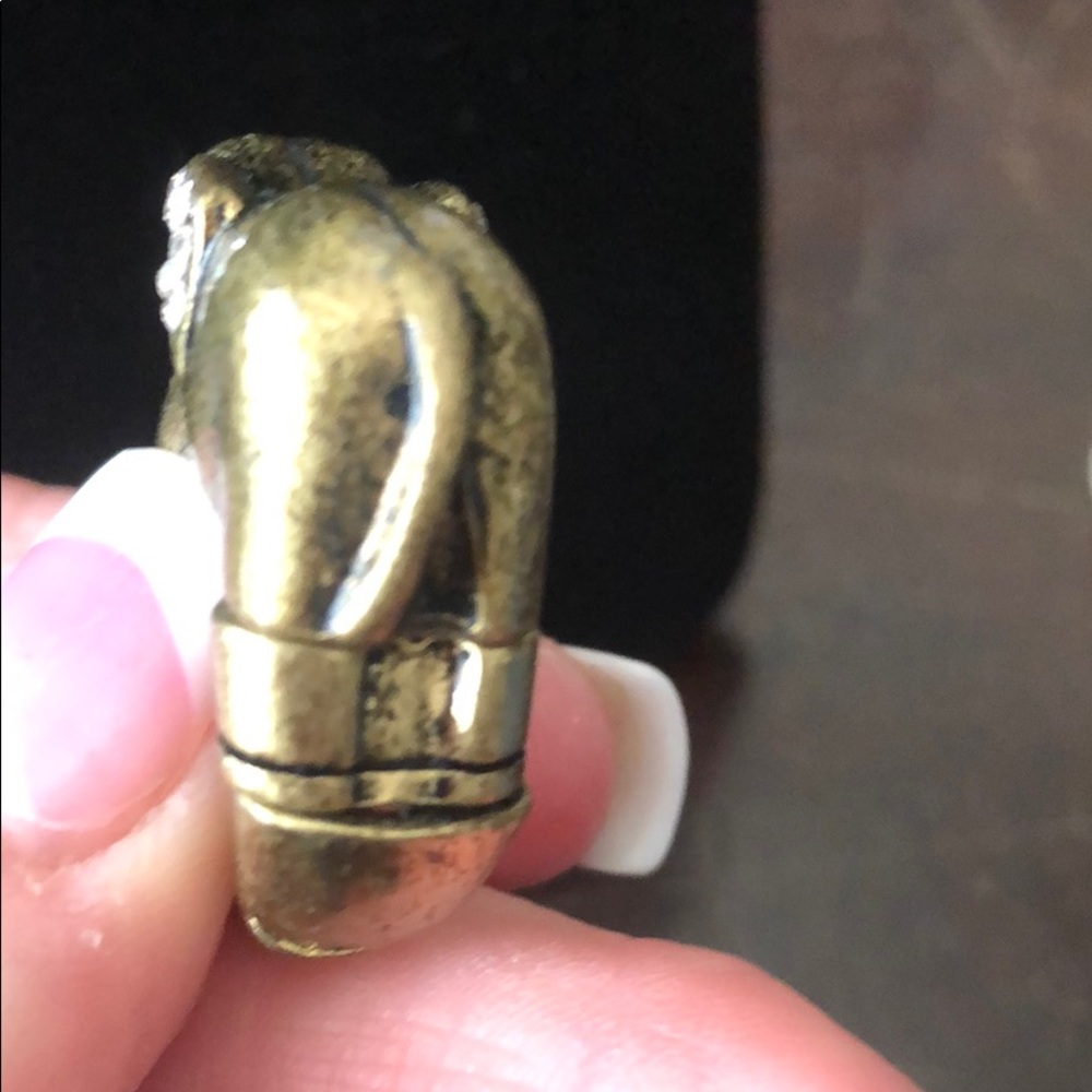 Ring - Picture 3 of 5